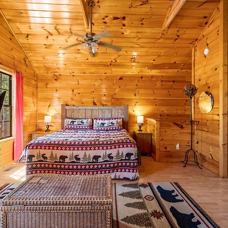 Permanent Vacation-Private Honeymoon Cabin With Hot Tub Sevierville Dış mekan fotoğraf
