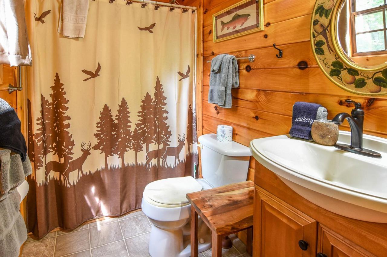 Permanent Vacation-Private Honeymoon Cabin With Hot Tub Sevierville Dış mekan fotoğraf